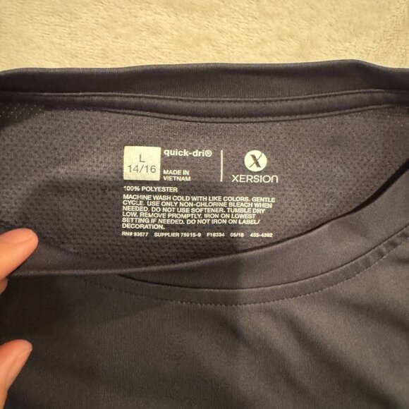 Xersion Quick Dry Grey Tee Shirt Boys Size Large 14/16 - Picture 2 of 5